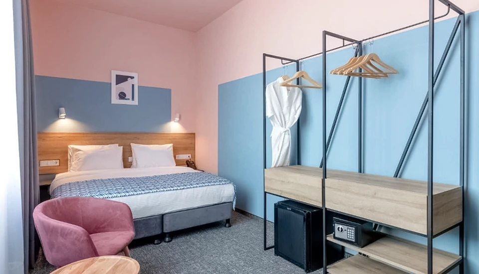 هتل ورا هایلز وتیک تفلیس